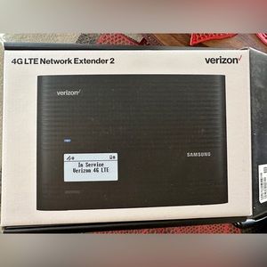 NEW never used Verizon 4G LTE Network Extender 2 SLS-BU10B WIFI EXTENDER